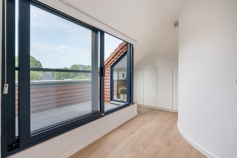 Riante en luxueuze villa  met wellness en weides 