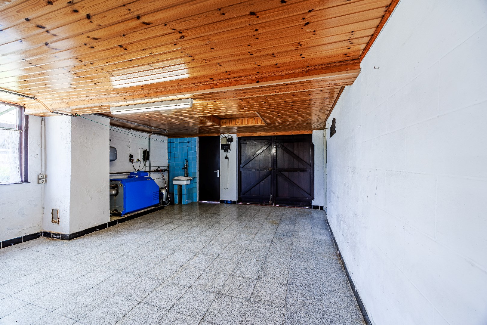 Ruime gezinswoning met 5 slpk en garage 