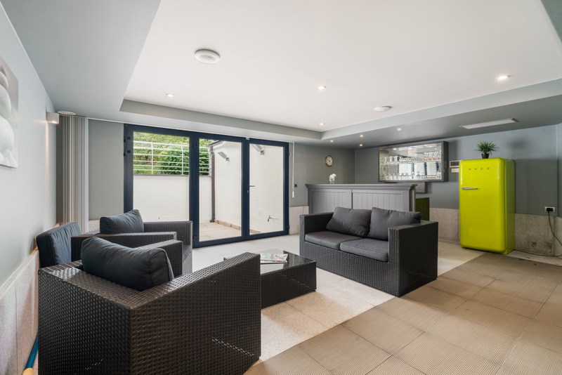 Riante en luxueuze villa  met wellness en weides 